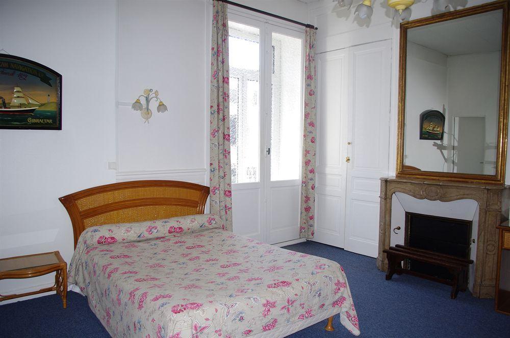 Hotel De La Paix Limoges Ngoại thất bức ảnh